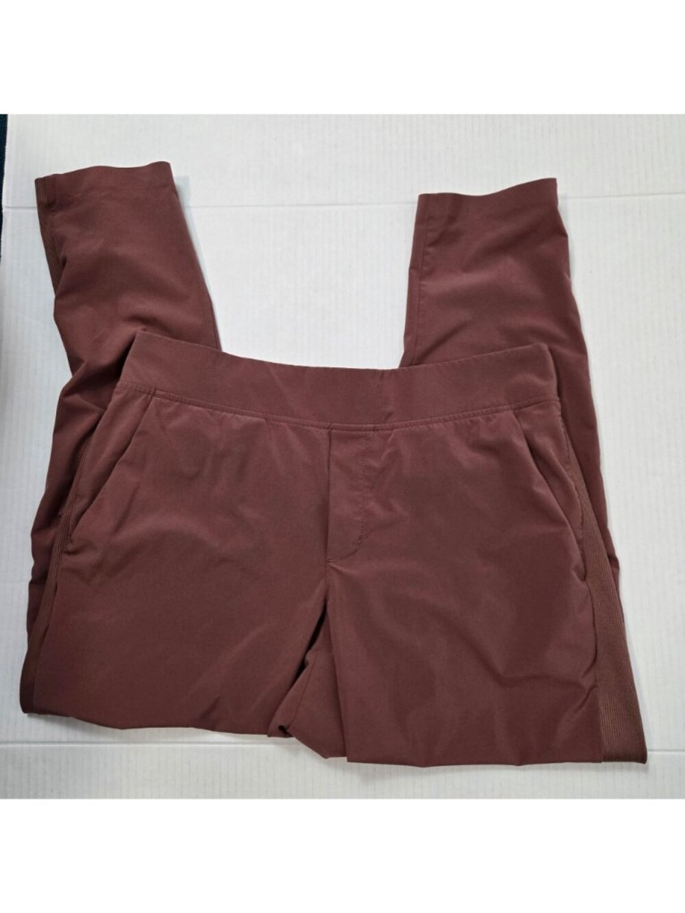 Athleta Size 8 Petite Brooklyn Ankle Pants in Hearth Rose Mid-Rise Travel - Picture 3 of 9